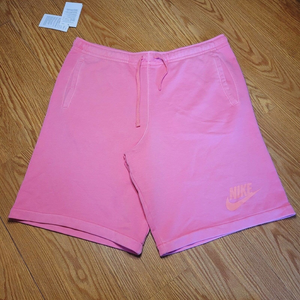 NWT Nike Sportswear Men's Standard Fit Washed Shorts Size XL Pink